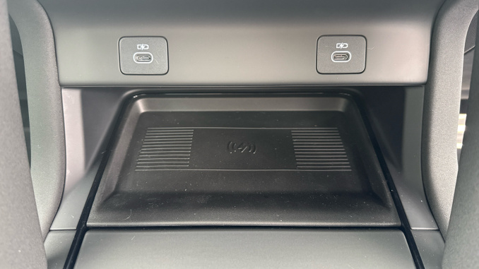 Land Rover Discovery Sport 1.5 P270e Metropolitan 5dr Auto [5 Seat] [NI] Station Wagon - Image 32